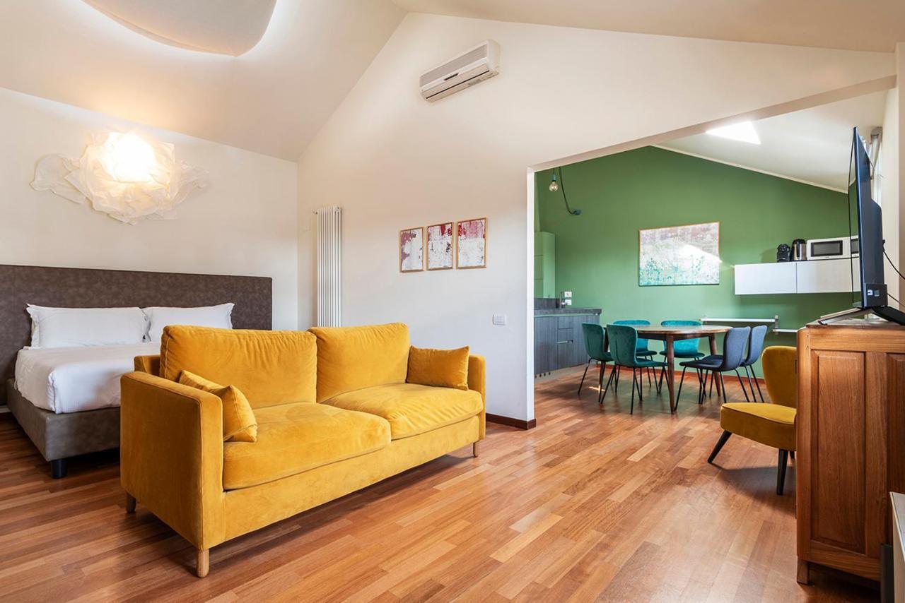 easyhomes Duomo View Milano Eksteriør billede