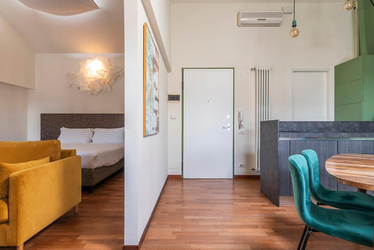 easyhomes Duomo View Milano Eksteriør billede
